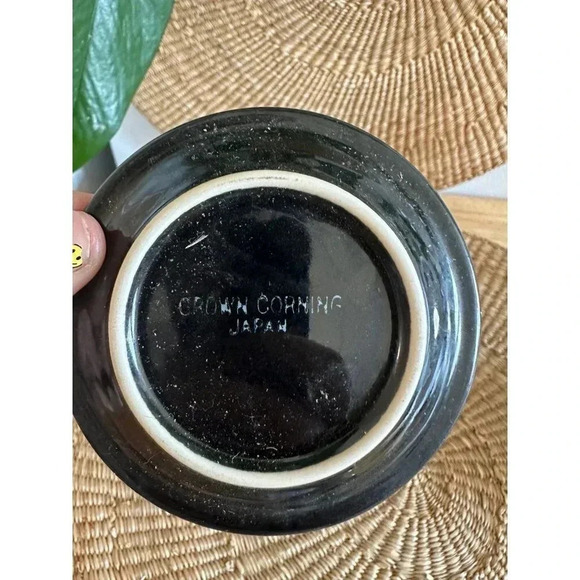 Crown Corning Japan Black jar with lid - Picture 6 of 8